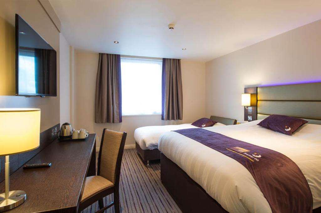 Premier Inn London Romford Central Quarto foto